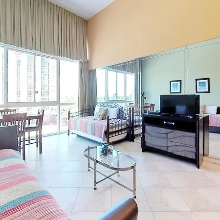 Castle B17 Contemporary Condo With Pool, Beach Access And Free Parking Miami Beach Room photo